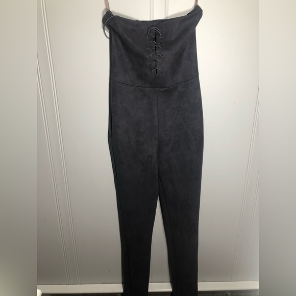 Fashion Nova Gray Suede Jumpsuit Size M - Picture 2 of 6
